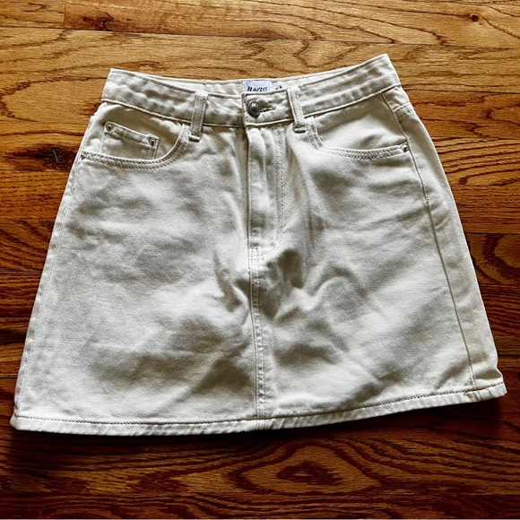 Princess Polly - Off White Denim Mini Skirt - Size 4 - Picture 1 of 10